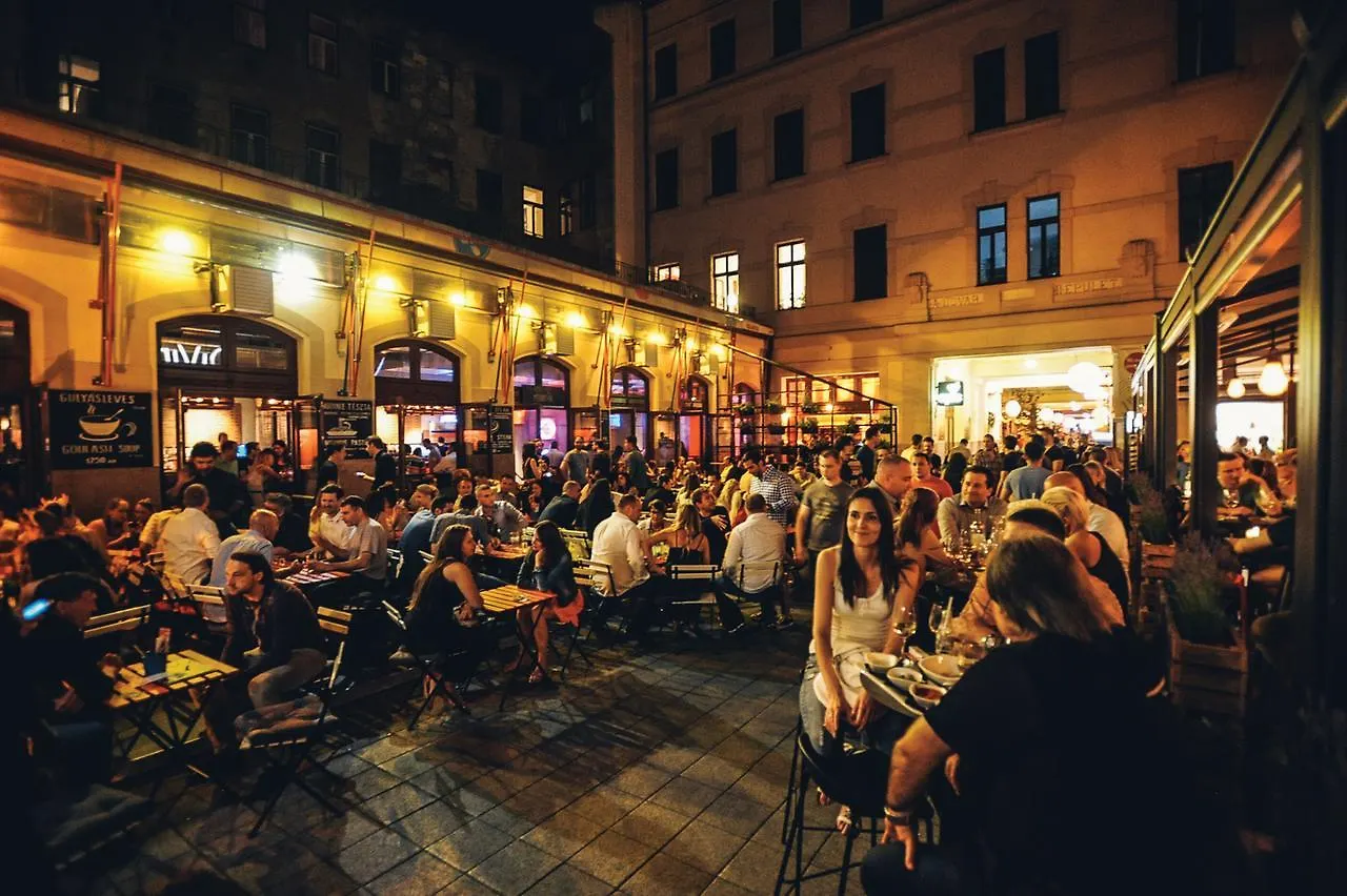 Dolce Vita Rumbach location